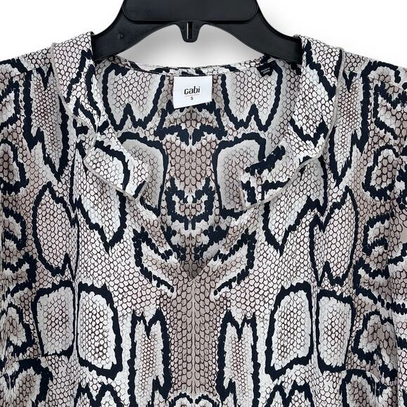 CAbi Serpentine Snake Print Pullover Blouse Shirt Womens Size Small Style 3759 - Picture 2 of 7